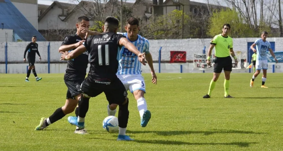 Masticando bronca: Sol lo ganaba ante Bolívar y le empataron con un penal dudoso