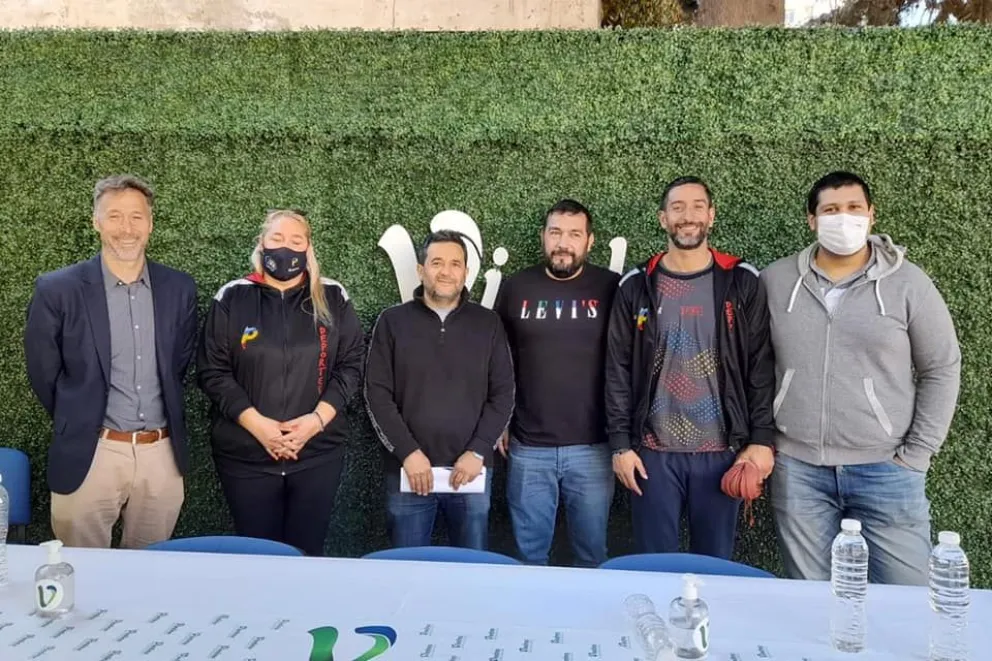 Se presentó el torneo prefederal de básquet