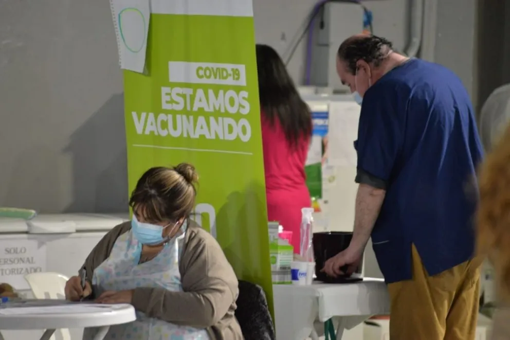 Los niños, niñas y adolescentes tendrán que esperar por sus vacunas
