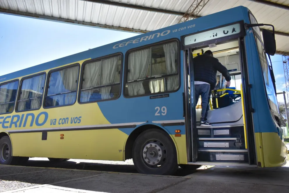 Condonan deudas a las empresas de autotransporte de pasajeros en Viedma