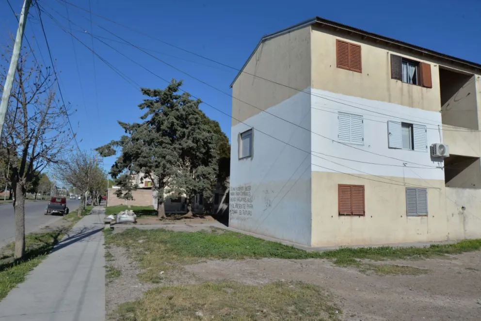 Parque Independencia: La asaltaron violentamente sin importarles su embarazo