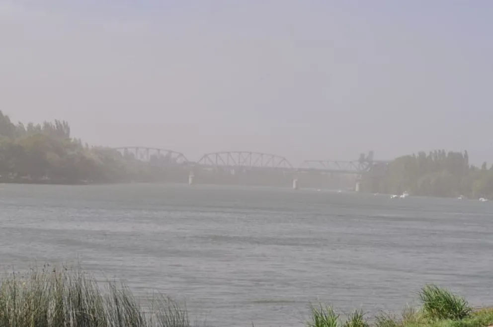 Se insta a extremar los cuidados al transitar por rutas y espacios abiertos.