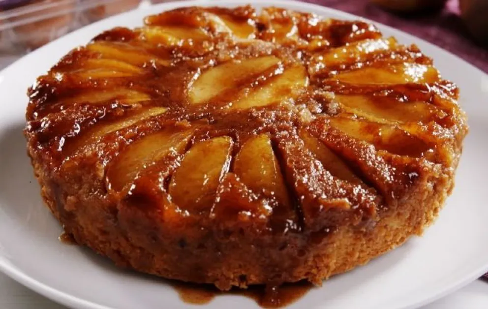 Torta invertida de manzanas: Los tips para que te salga exquisita y súper liviana 