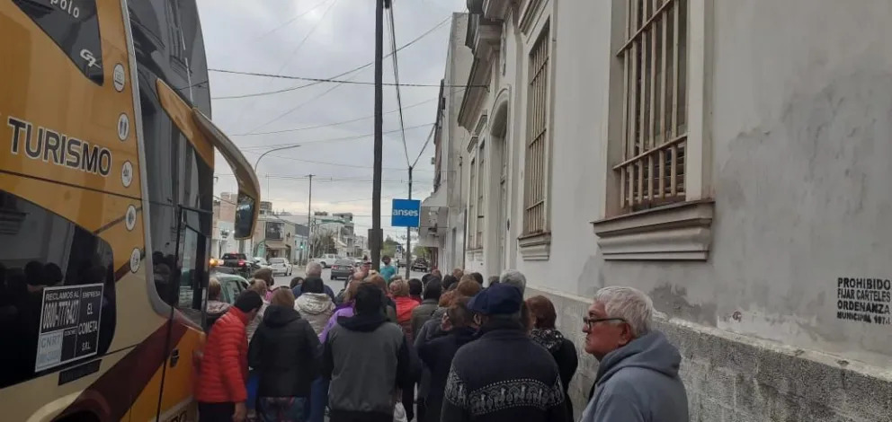 Corrientes invadió Viedma para conocer el valor patrimonial de la Manzana Histórica