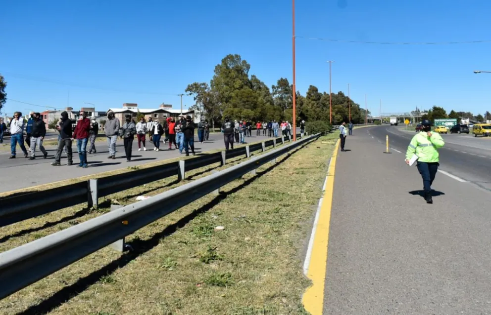 ¿Cuál es el motivo por el que los jubilados policiales dejaron las movilizaciones callejeras?