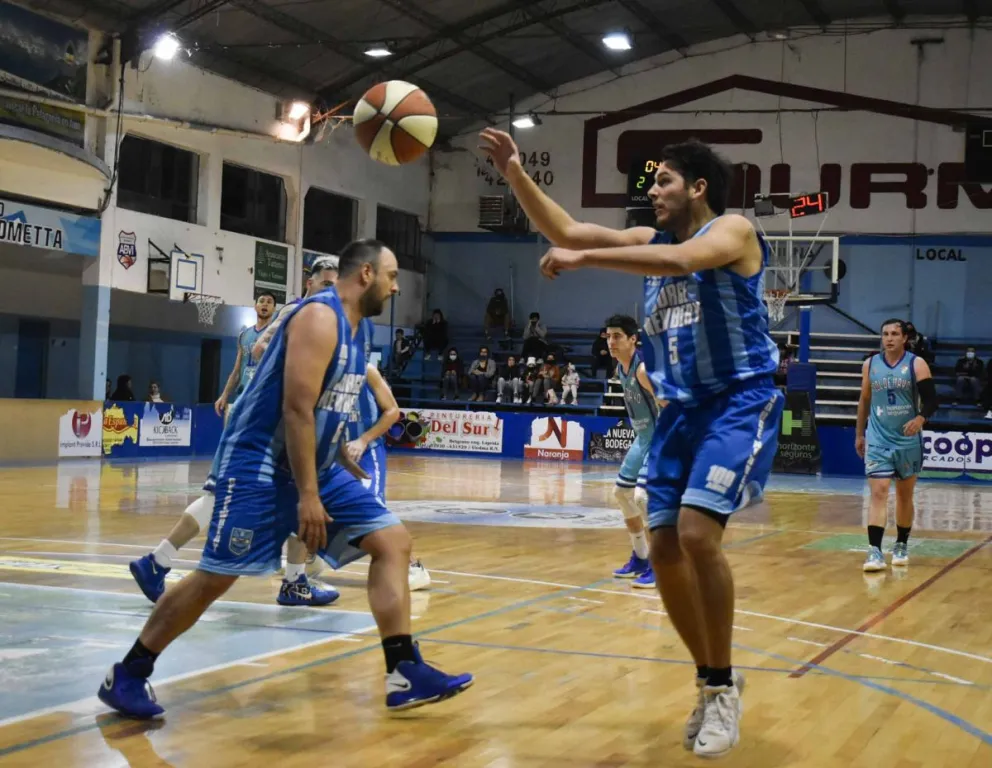 El básquet a medias esta noche en la Comarca Viedma-Patagones
