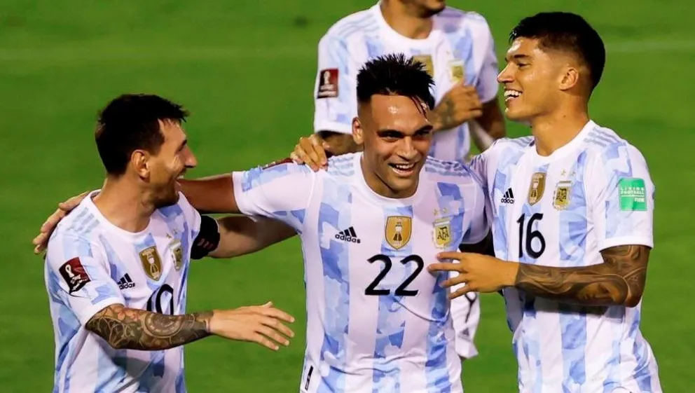 Eliminatorias: quejas y colas virtuales por la venta de entradas para Argentina-Uruguay