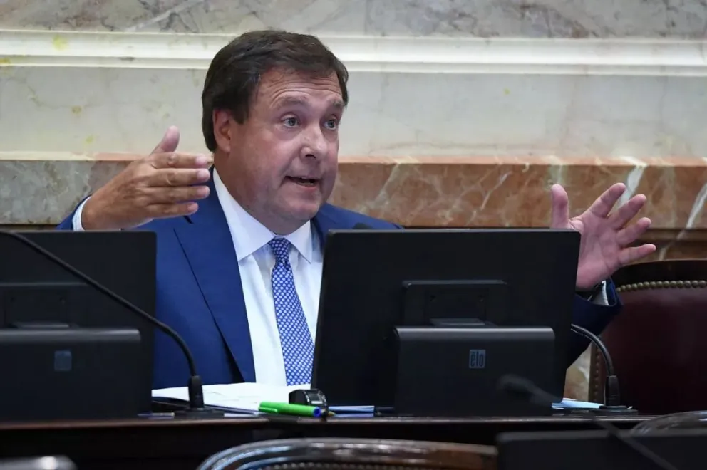El senador Weretileck se solidarizó con la gobernadora por las amenazas recibidas