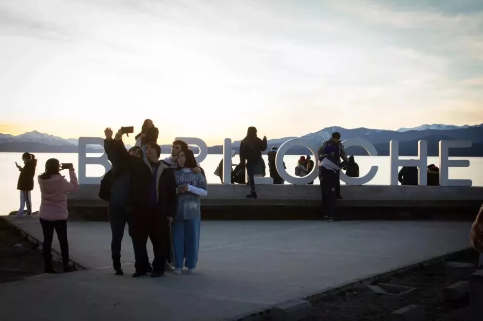 A pesar de la situación económica, la ciudad de los lagos vive un buen momento turístico. 