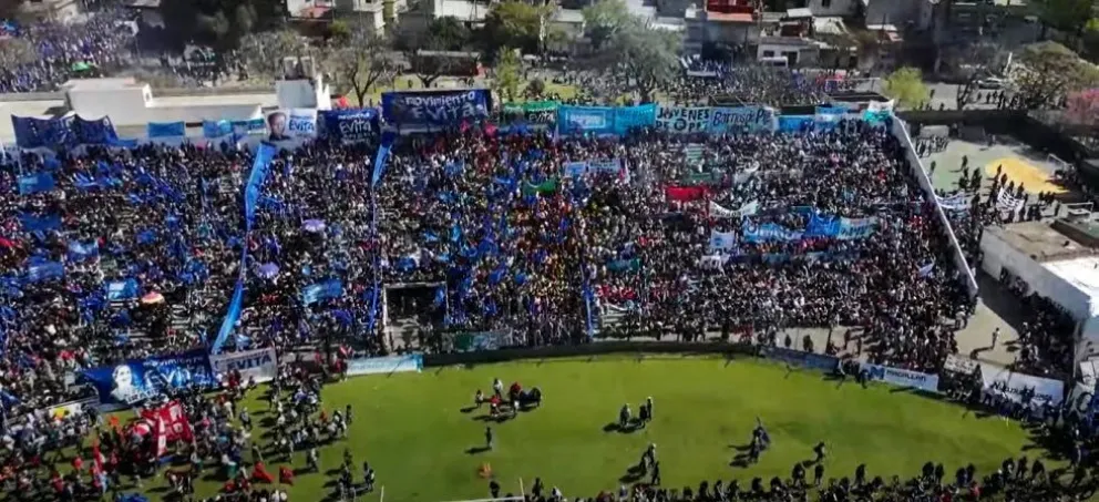 Clausuraron el estadio de Nueva Chicago tras el acto de Alberto Fernández