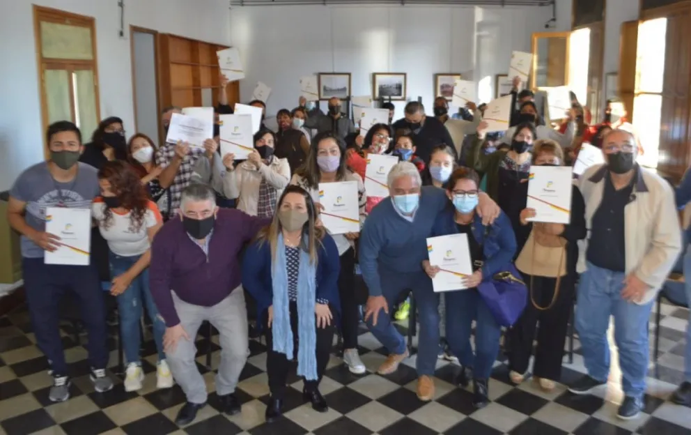 Un total de 60 familias recibieron un lote social y comienzan a construir su vivienda