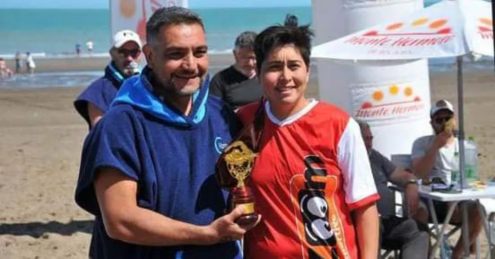 Iara Arias es bicampeona del Circuito de Natación de Aguas Frías
