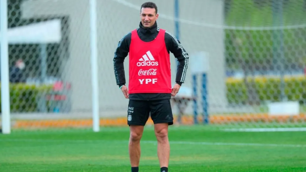 El mensaje claro de Scaloni paras sus jugadores: "Que nadie piense que es titular"