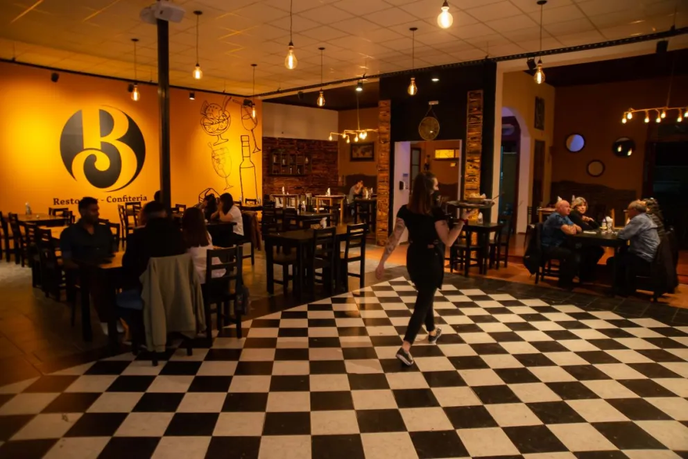Byper's: un restaurante distinto que ahora pone al ruedo "La Voz Argentina" local