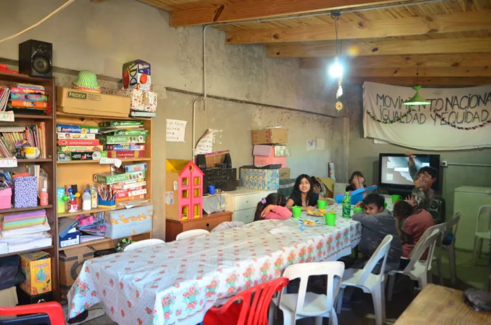 No todas son malas en el Loteo Silva, chicos del barrio fueron invitados a un torneo nacional de ajedrez  