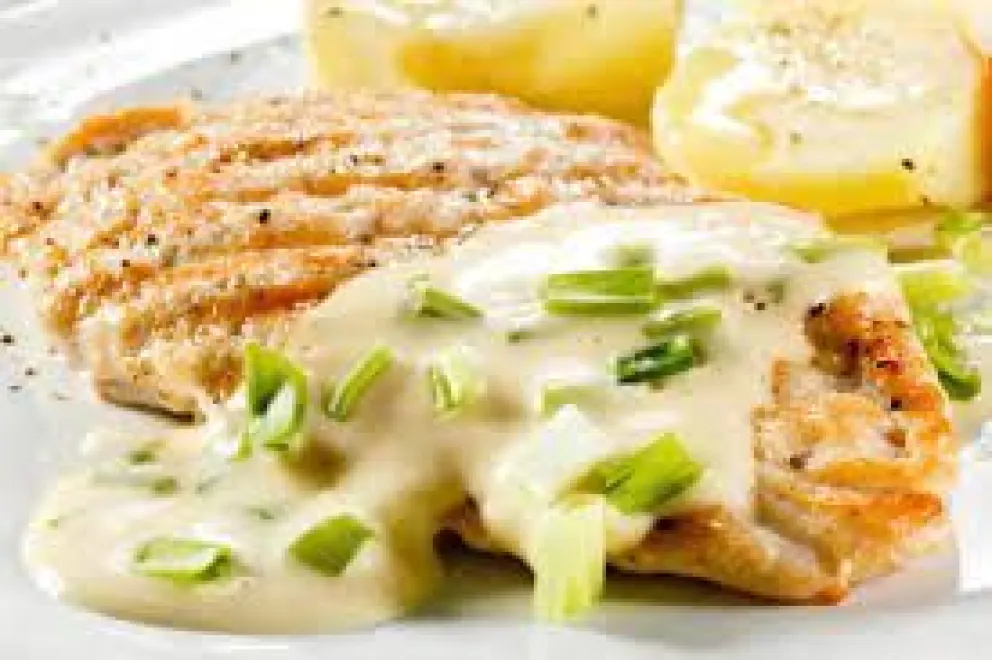 Receta para el sábado a la noche: Pollo al verdeo con crema súper liviana