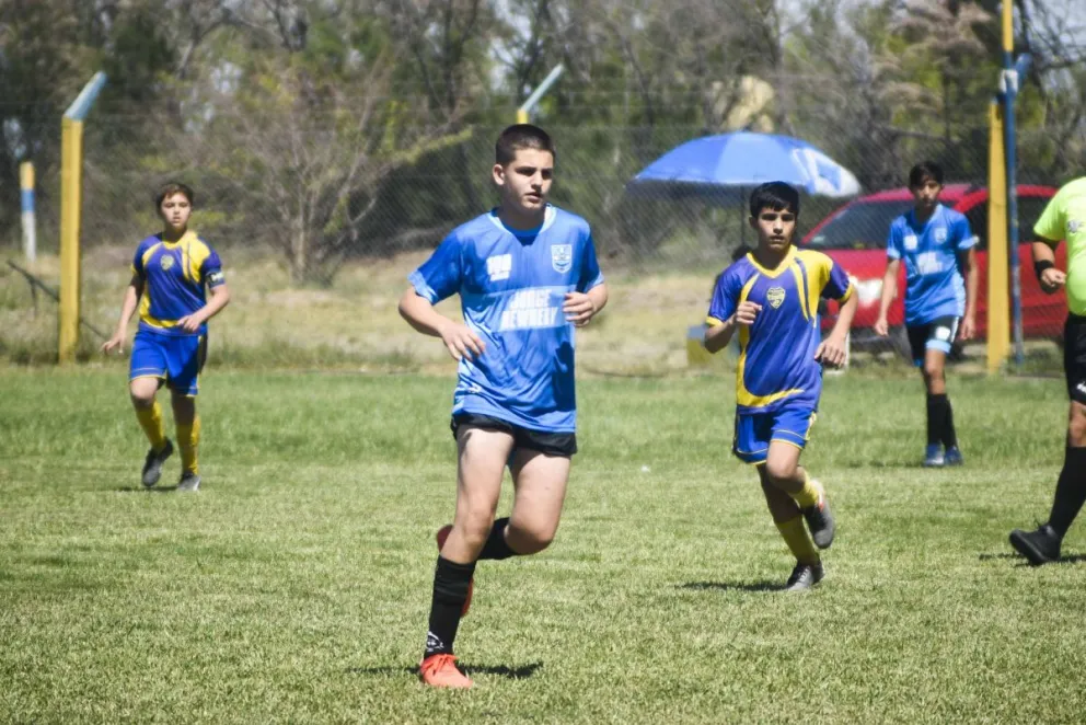 Una tarde con Valentín Montoto, el joven de la Comarca que se fue a probar a River