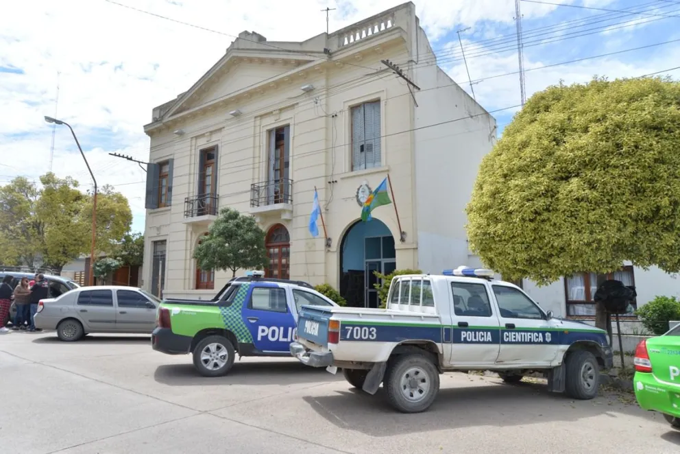 Fuga y persecución en el centro de Carmen de Patagones 