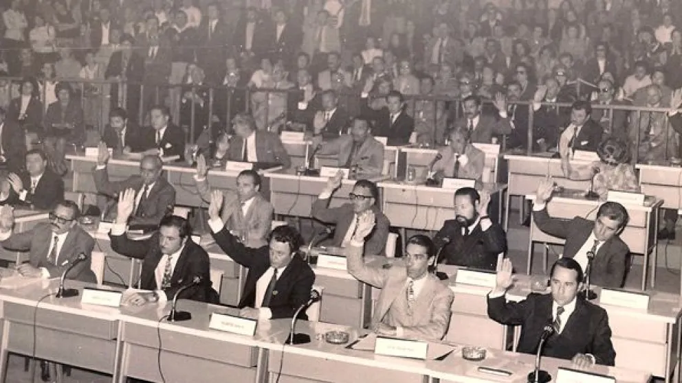 Se conmemoran 48 años de la declaración definitiva de Viedma capital
