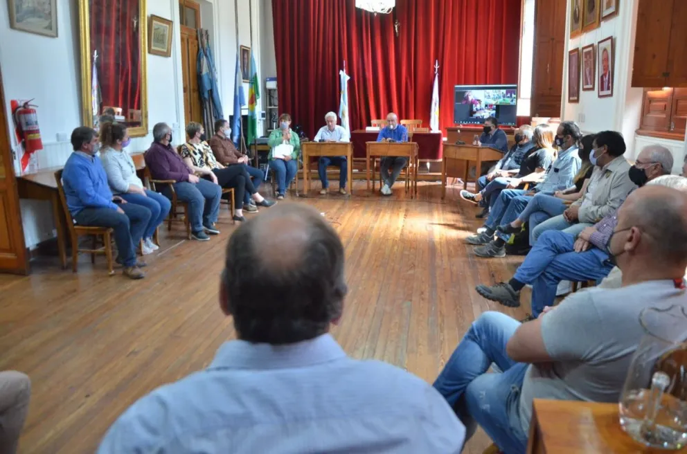 Como a los ganaderos no les cae una gota, asoma la emergencia agropecuaria