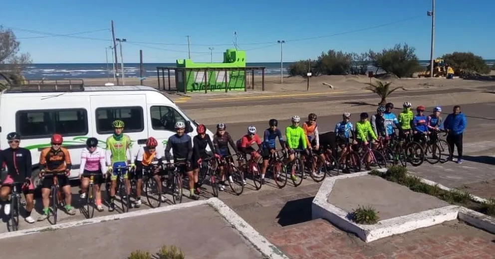Se defirieron los representantes del ciclismo, la natación y el voley