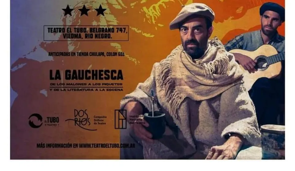 Toda la gauchada entra en el teatro El Tubo de Viedma