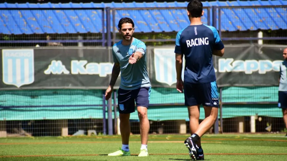 Racing presentó a Fernando Gago: "Deseo que sea un equipo ganador", dijo el flamante DT