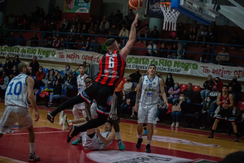 Deportivo Viedma sale a la ruta para afrontar la primera sede en Junín