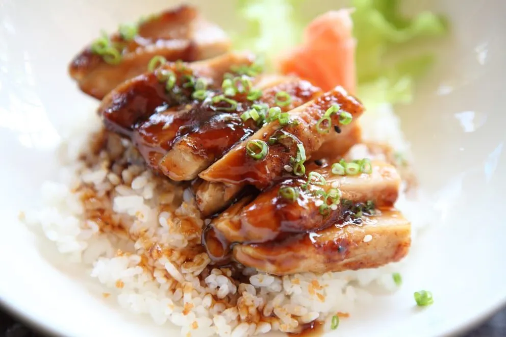 Cómo hacer pollo teriyaki: la receta de un clásico de la cocina asiática