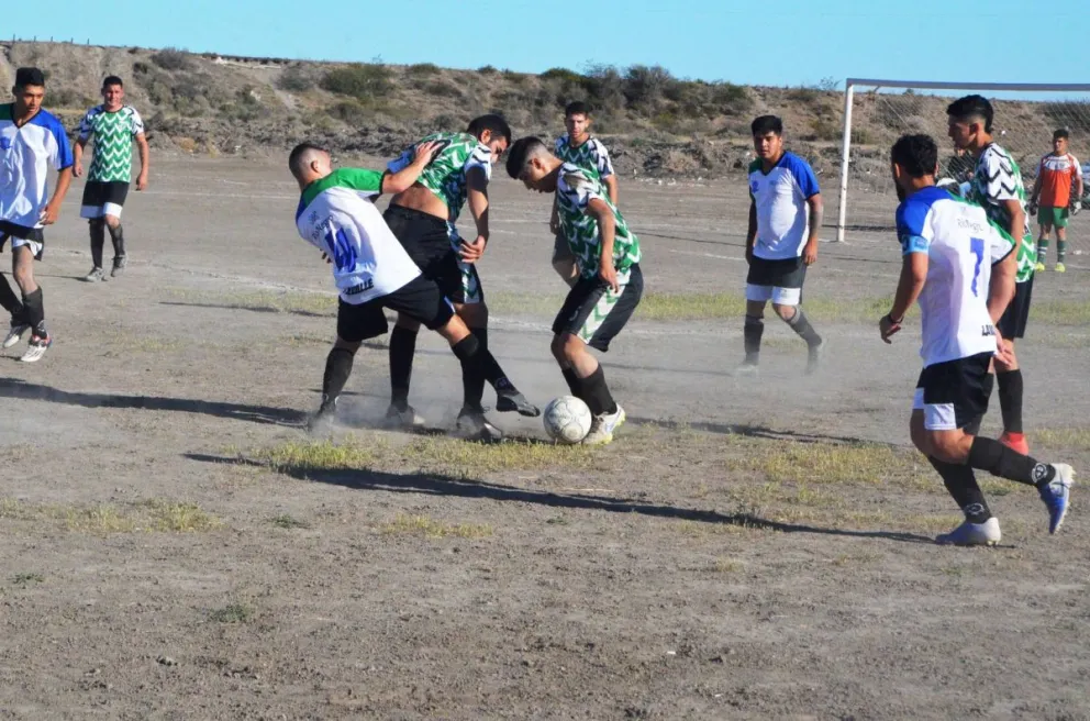 Inalauquen y Loteo Silva definen la Libertadores Barrial