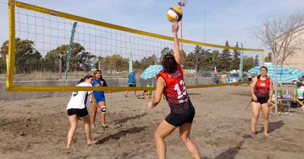 El beach voley vivió otra intensa fecha en Viedma