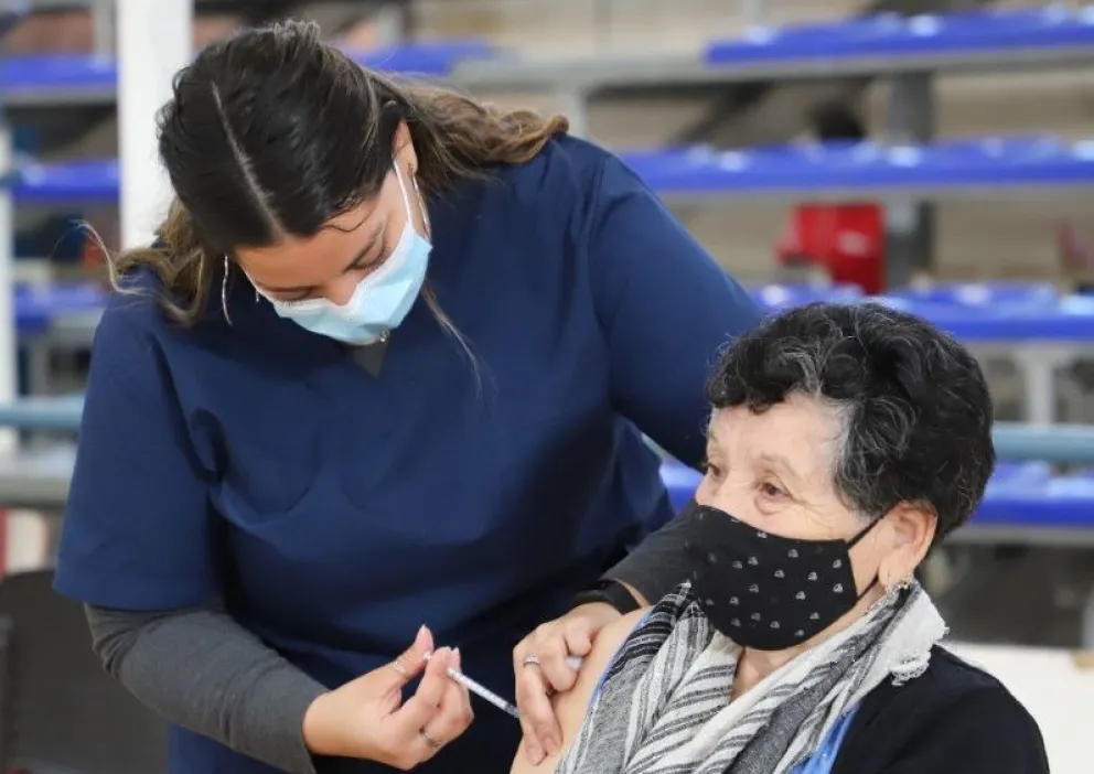 Río Negro hacia la inmunización total aunque los menores son los más rezagados