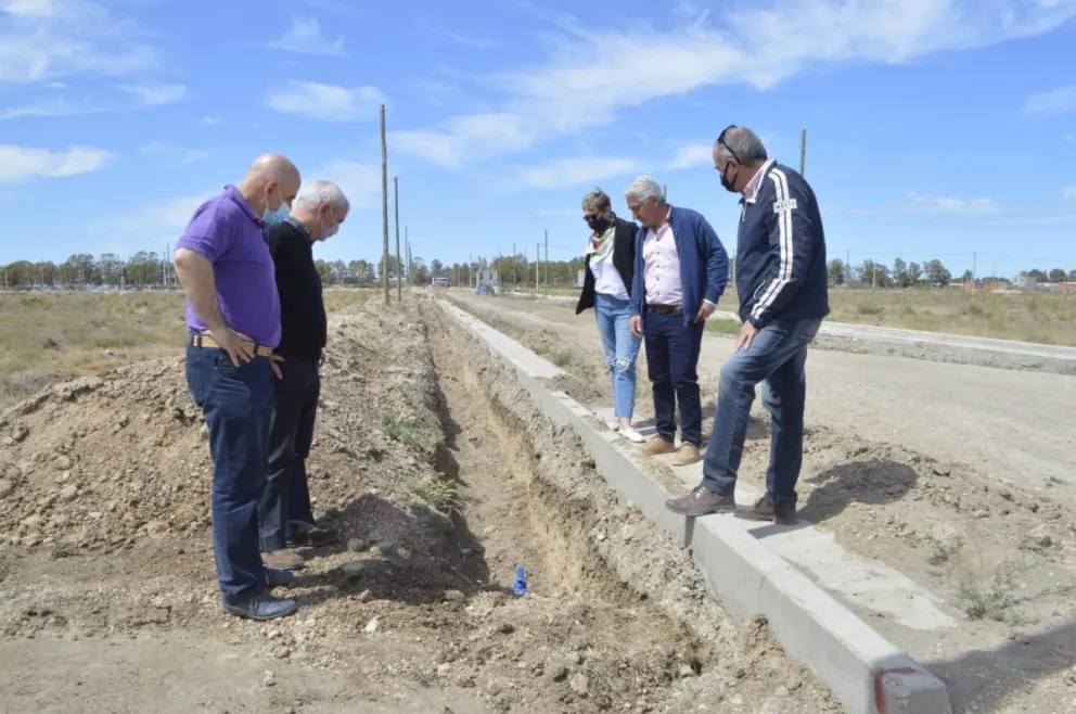 Avanzan las obras de servicios básicos para el loteo social de Carmen de Patagones