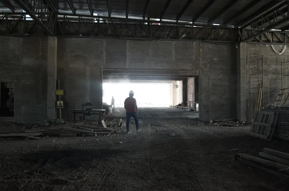 La obra pública sigue paralizada y la privada no se mueve 