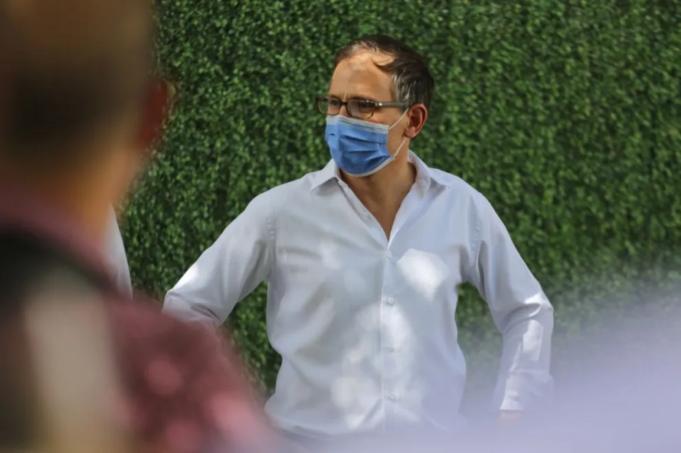 "Mandar militantes a las góndolas es más una puesta en escena que una solución", dijo Domingo 