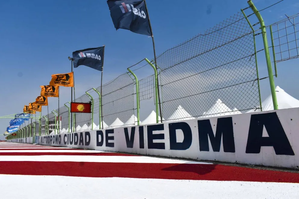 Trabajan en los alrededores del autódromo para que todo se desarrolle con normalidad