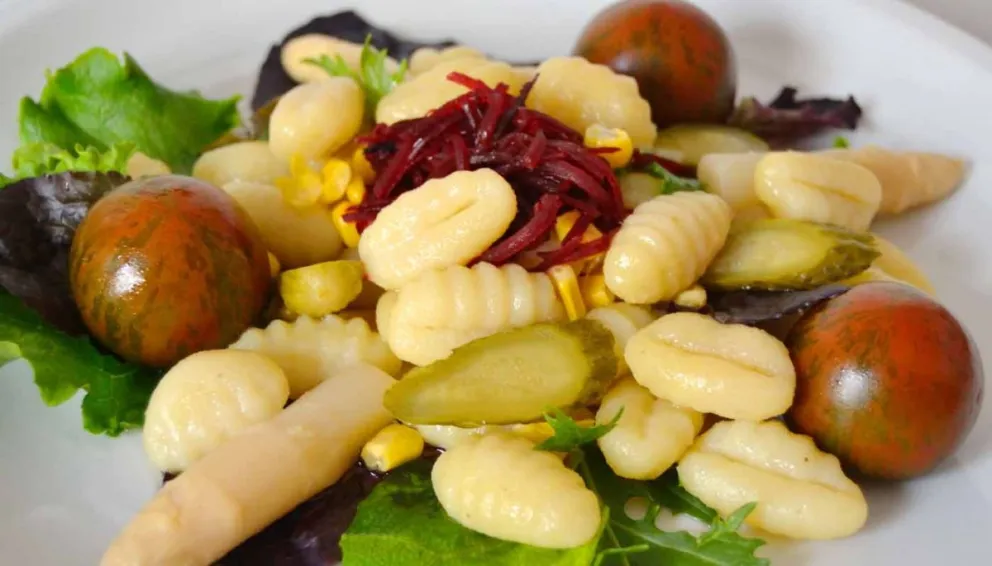 Hoy 29 hacela simple: ensalada fresca de ñoquis
