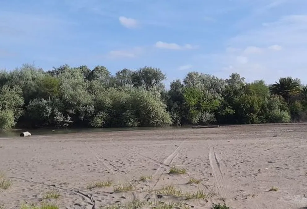El río Colorado trajo poco caudal, pero aún así se llevó la vida de un niño