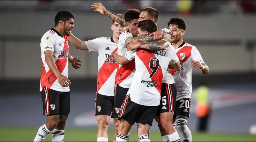 Agenda deportiva de este domingo: River visita a Estudiantes para dar otro paso hacia el título