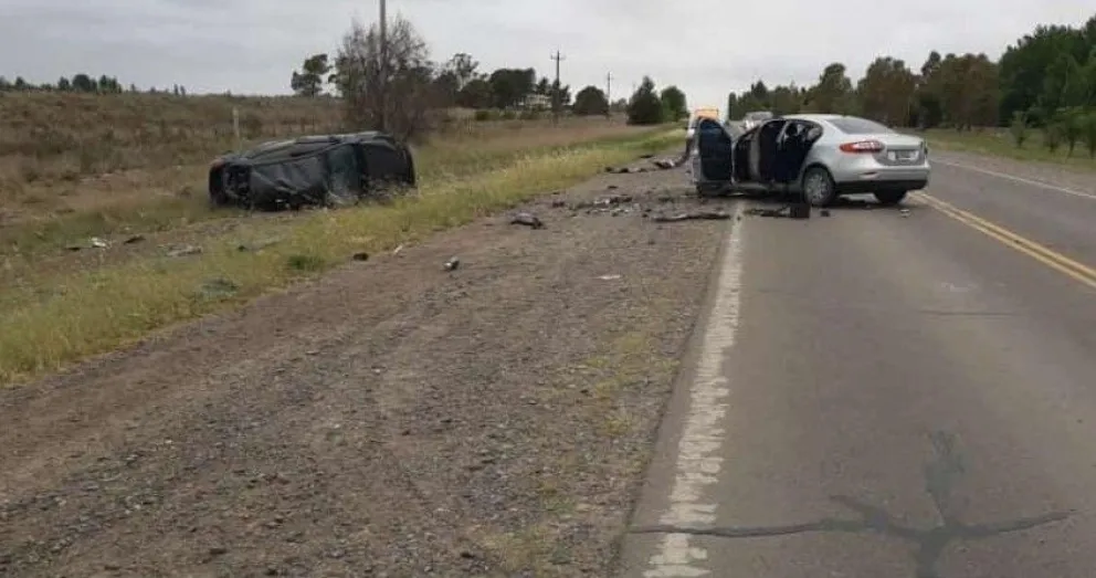 Tremendo choque frontal dejó como saldo un herido grave