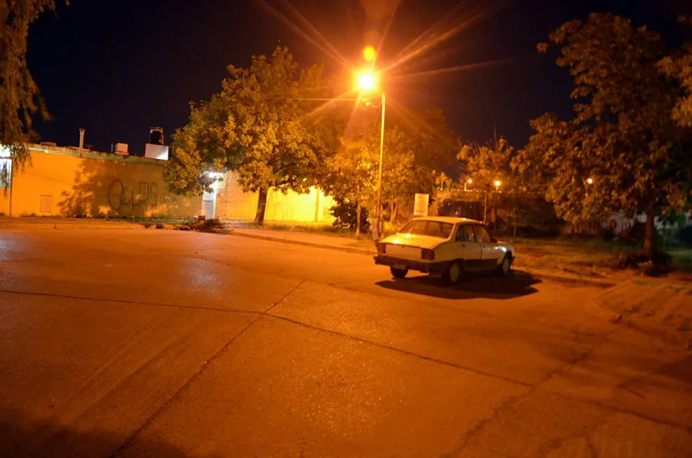 Un delincuente se metió en una Toro, robó y lo pescaron justo