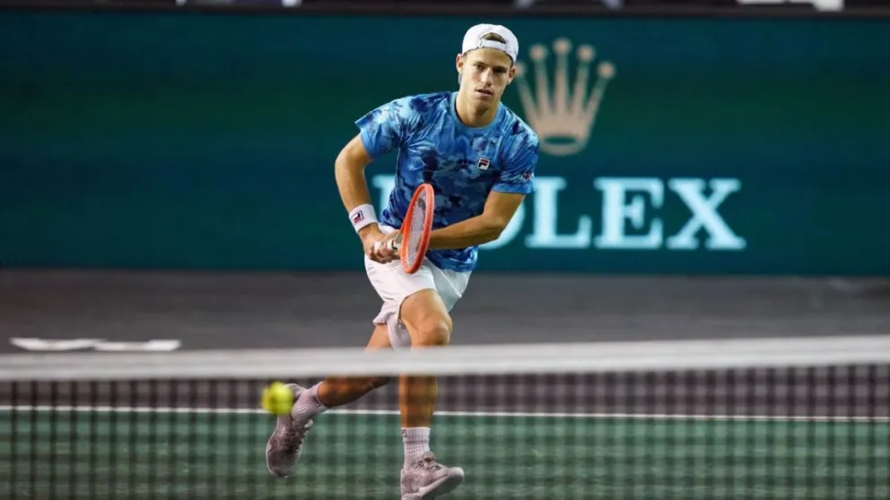 Pasó de todo en el debut: Schwartzman se calentó, rompió una raqueta y terminó ganando