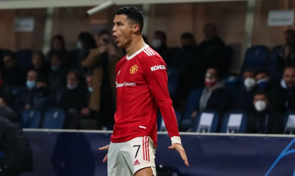 Cristiano Ronaldo volvió a salvar al Manchester United con un doblete