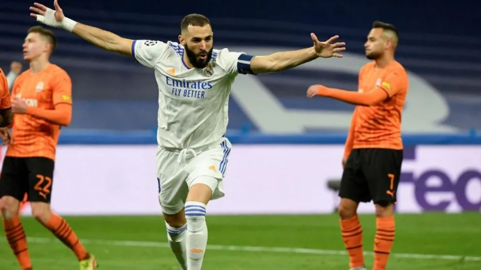 Benzema logró una marca histórica y con un doblete le dio la victoria al Real Madrid