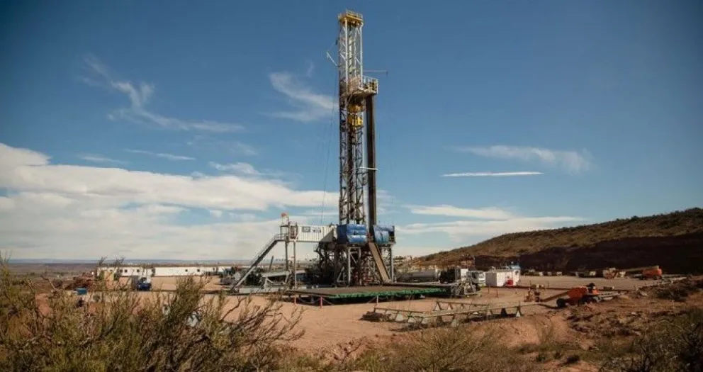 Se firmó un compromiso de inversiones para la producción de hidrocarburos en Río Negro