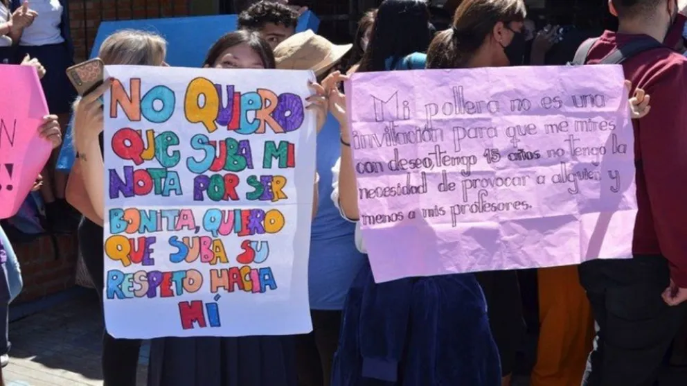 Grooming: profesor le pidió ser "amigos con derechos" para subirle las notas