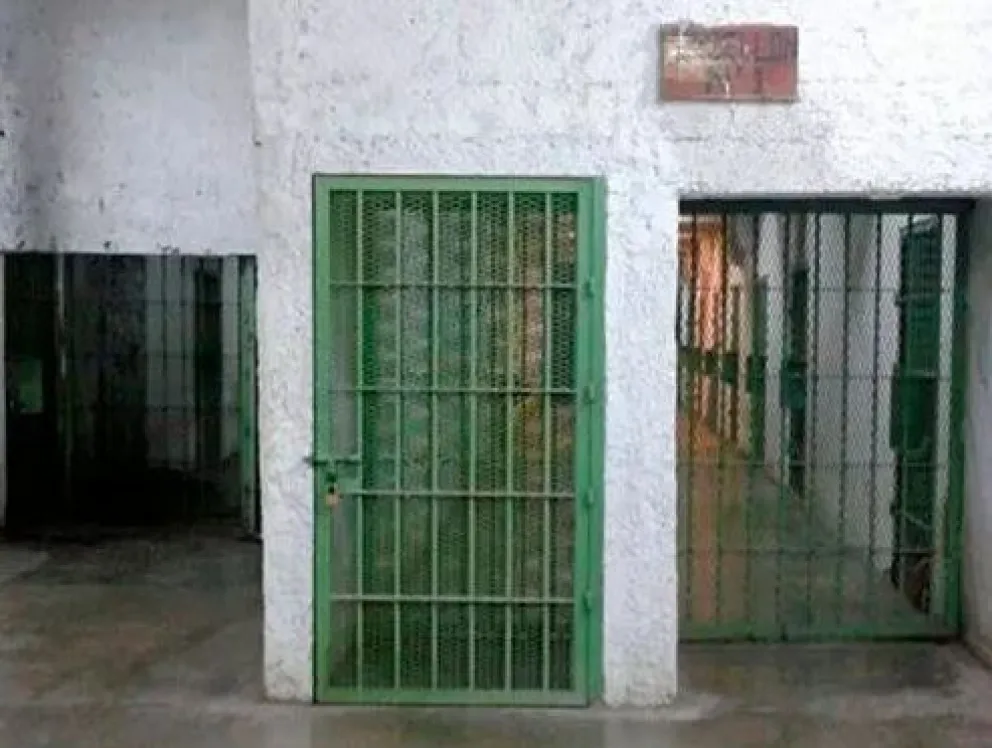 Lío en un Penal: Tres internos en terapia intensiva por quemaduras