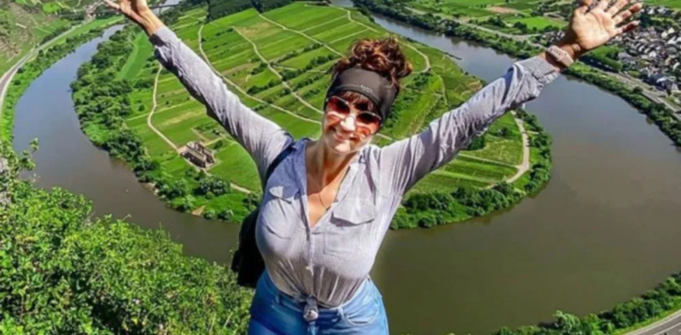 Tragedia: estaba posando para una selfie y murió al caer de un precipicio 