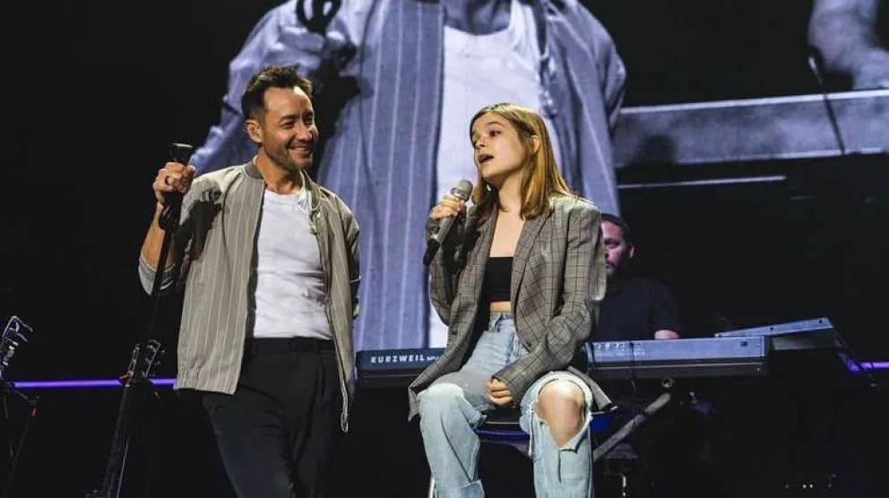 Orgullosa: la emoción de Agustina Cherri al ver a su hija cantando con Luciano Pereyra