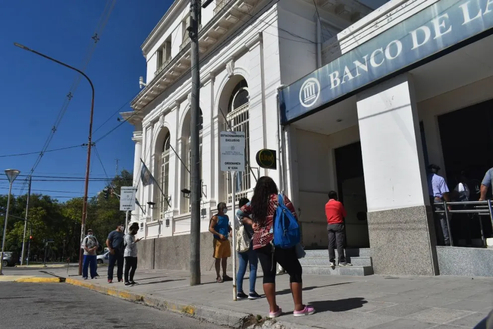 Fe de Vida: Se viene un dolor de cabeza para los jubilados y buscan un "plan B"